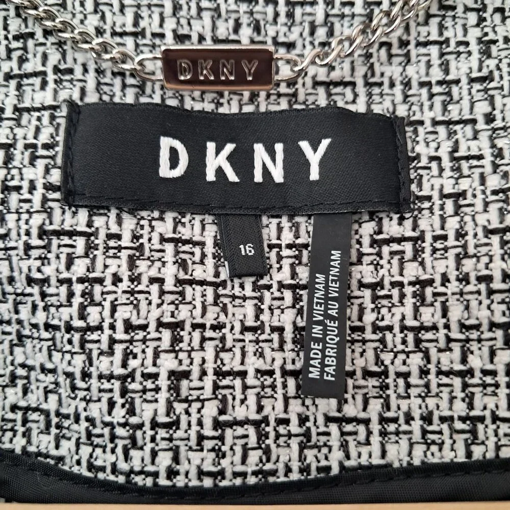 DKNY Women's Business Plus size Fringe Trim Tweed style zipper blazer size 16 - Picture 7 of 9